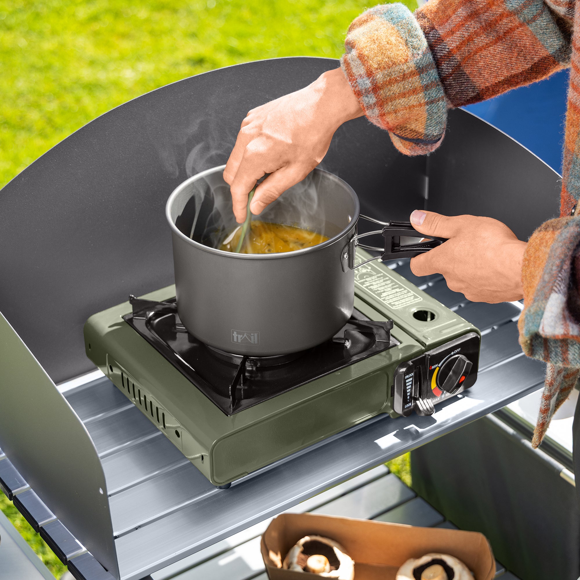 4 Person Camping Cook Set with Kettle