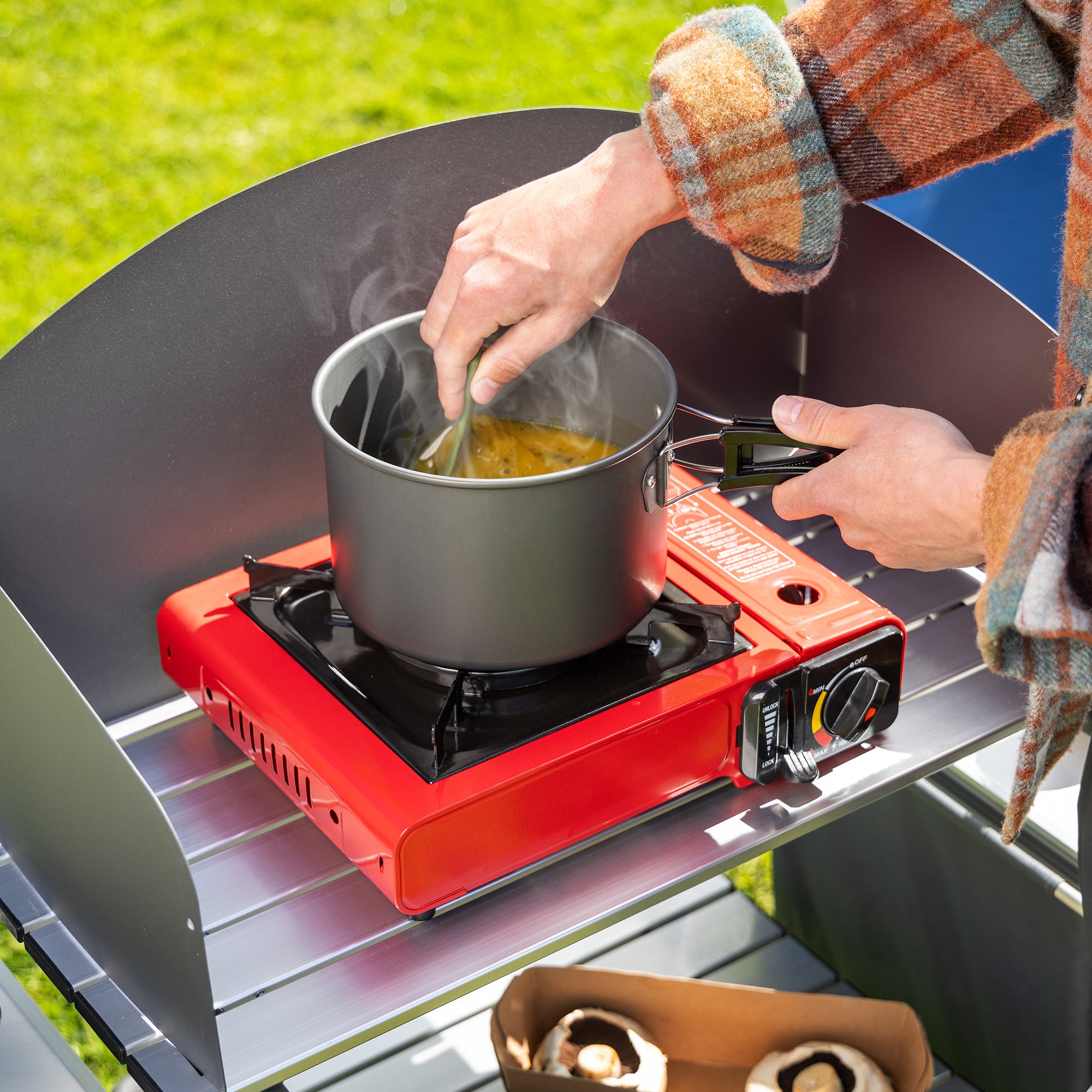 4 Person Camping Cook Set with Kettle