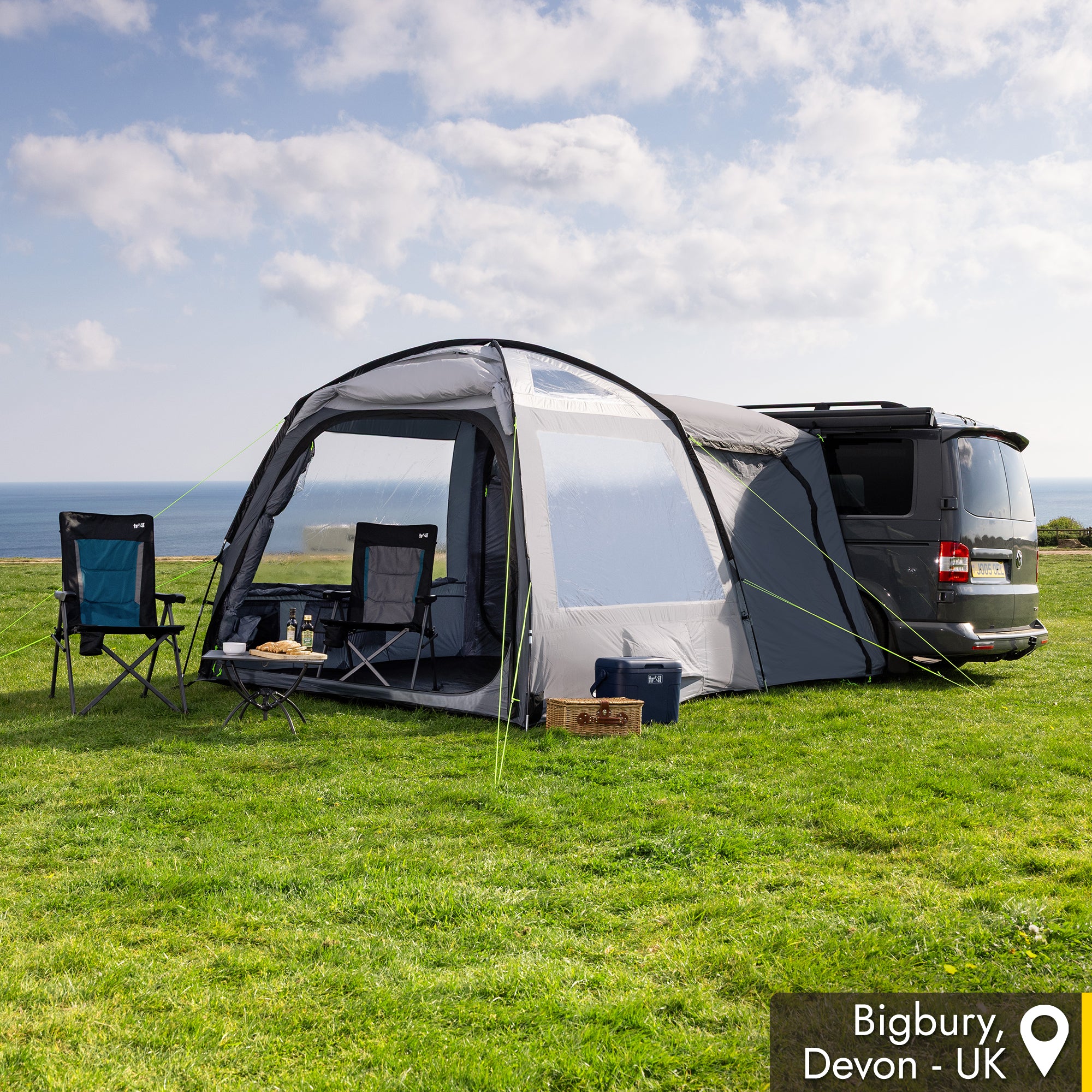 Tailgate Awning FG Driveaway